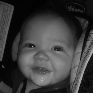 Meet your Posher, Lora